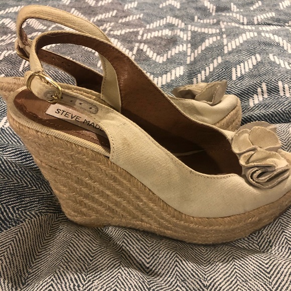 Steve Madden Peep Toe Linen Wedge - Picture 4 of 8